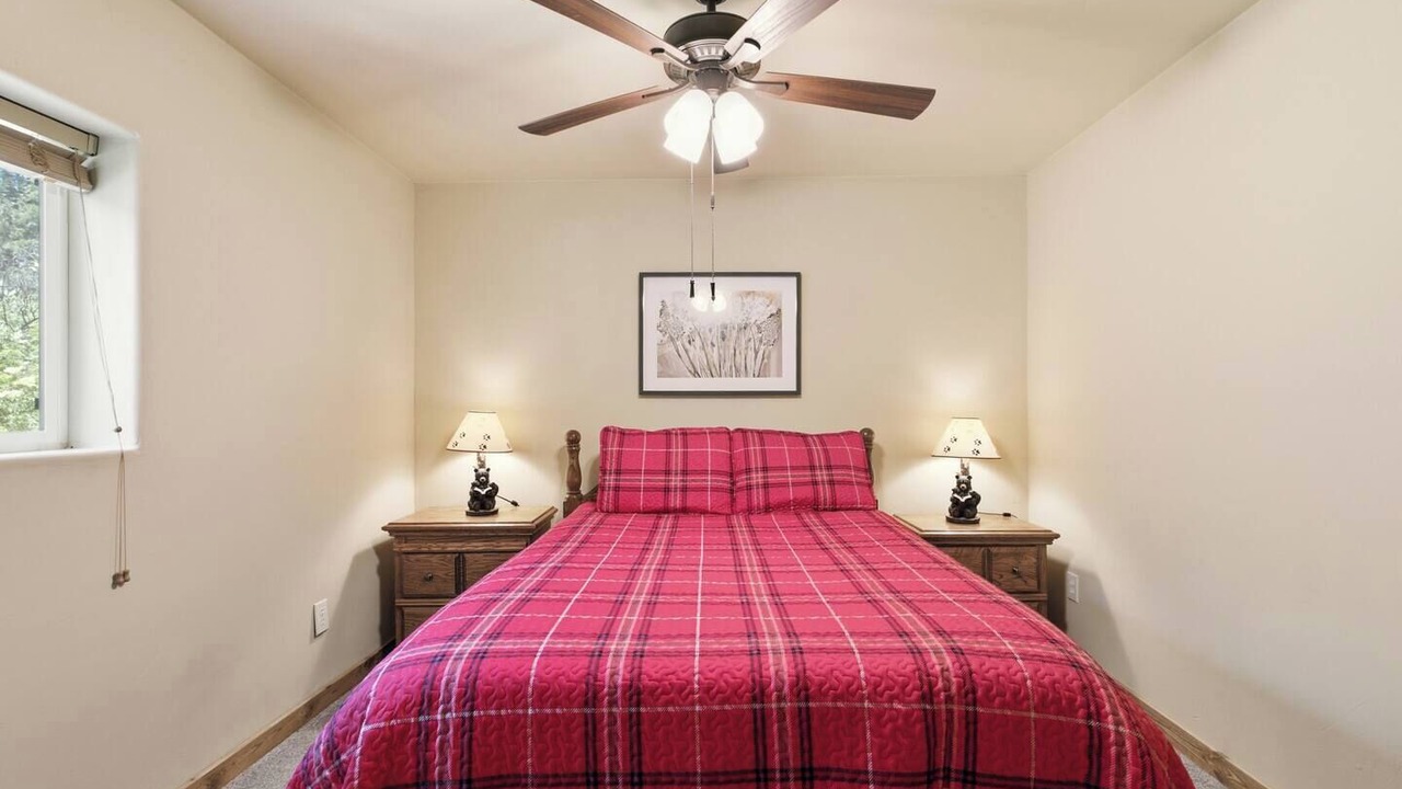 Photo of Bedroom in Shaver Lake