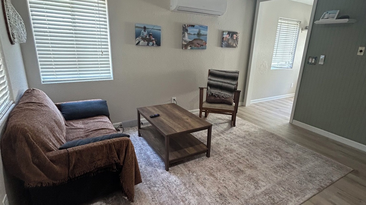 Photo of Livingroom in Junction City