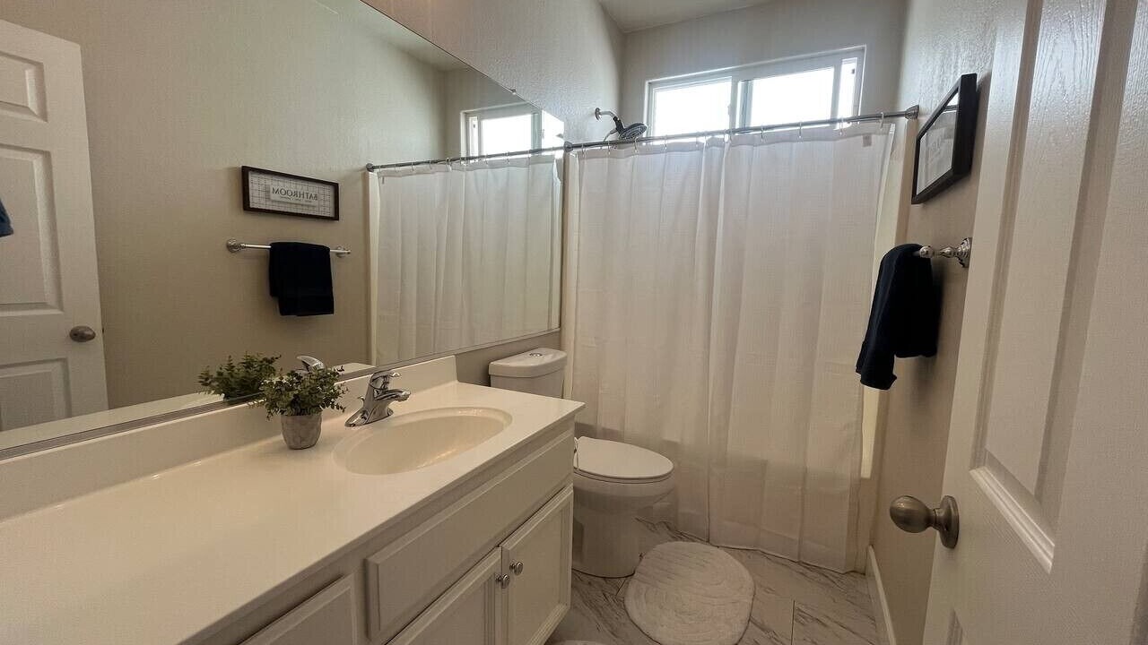Photo of Bathroom in North Natomas