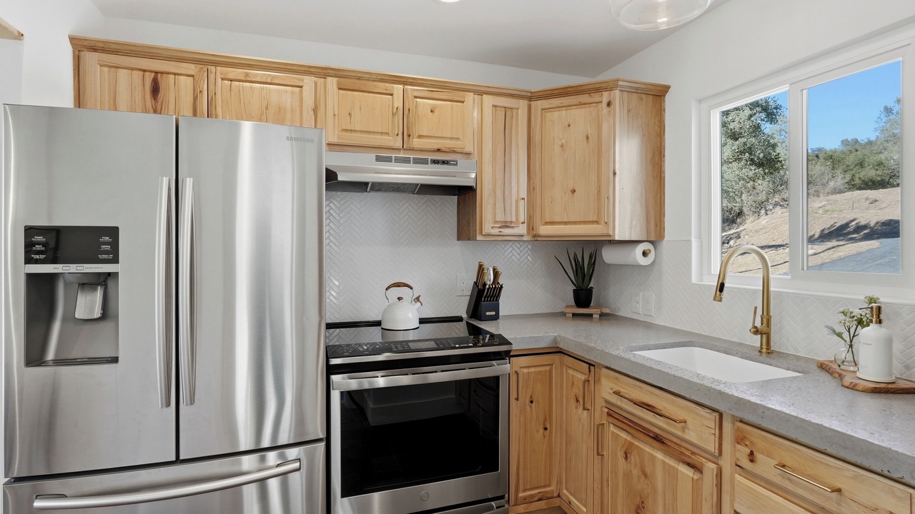 Photo of Kitchen in Yosemite Lakes