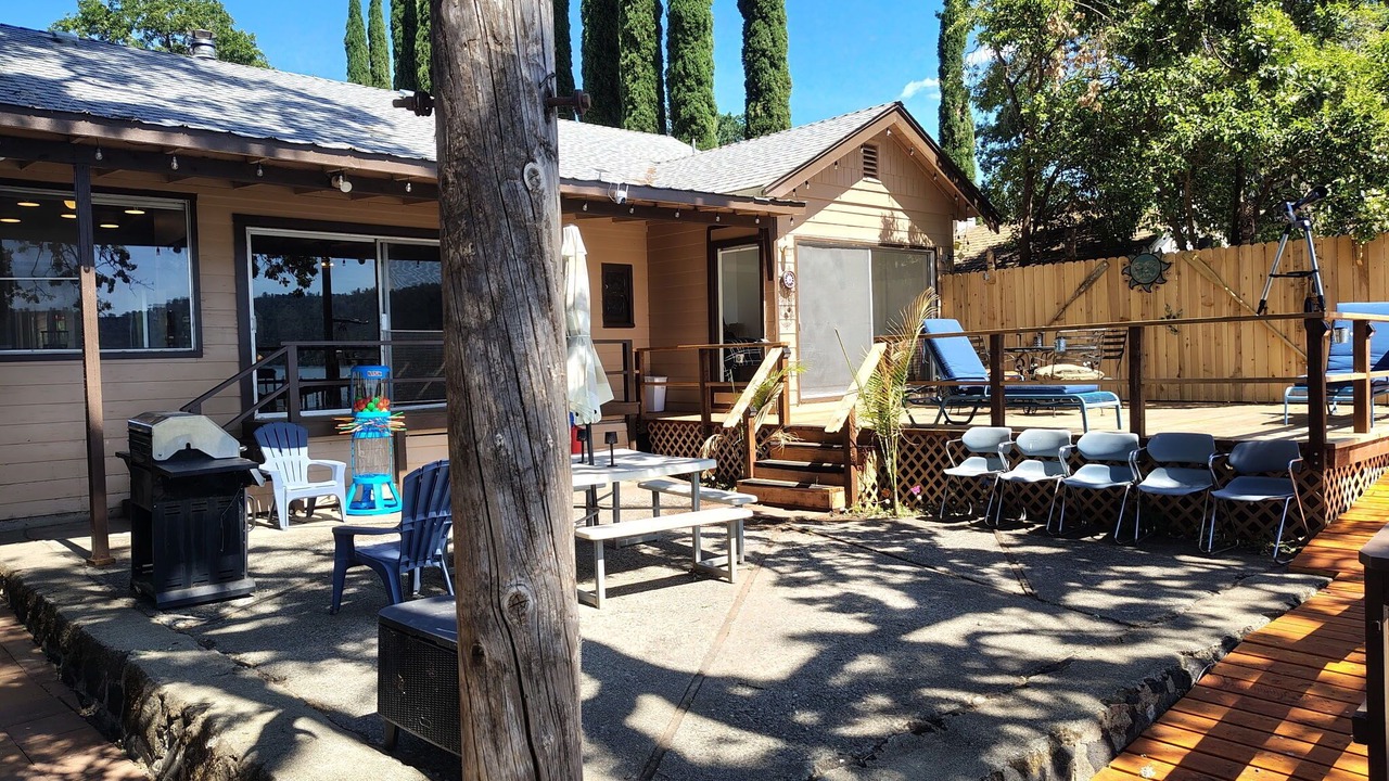 Photo of Patio Balcony in Clearlake Park