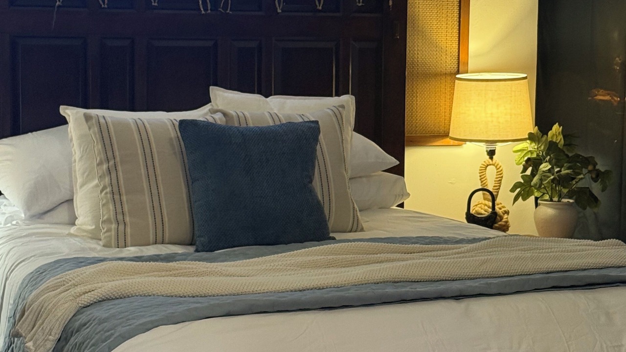 Photo of Bedroom in Clearlake Park