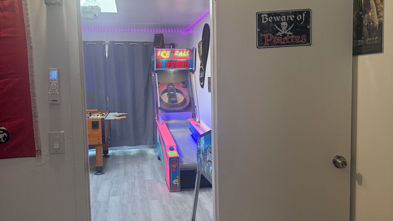 Photo of Bedroom in Clearlake Park