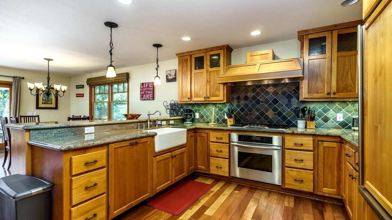 Photo of Kitchen in Groveland