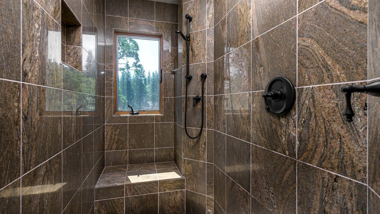 Photo of Bathroom in Groveland
