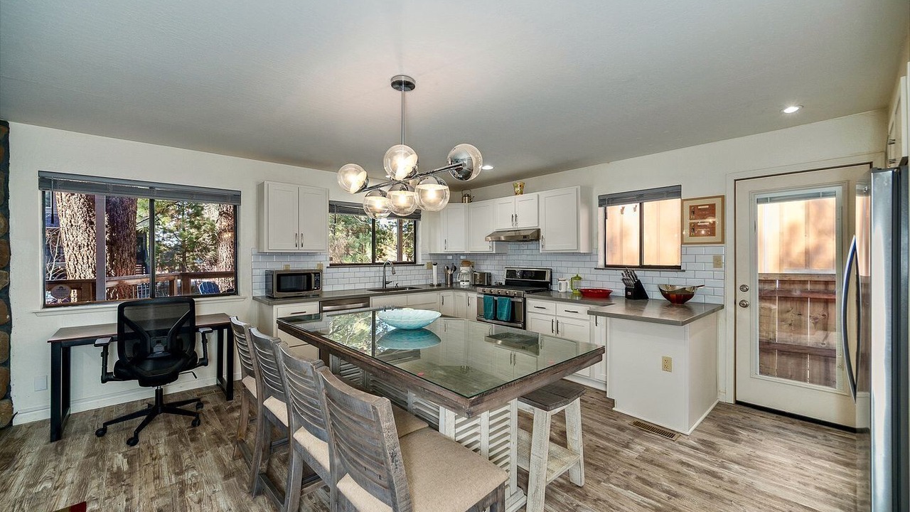 Photo of Kitchen in Lakeside Park