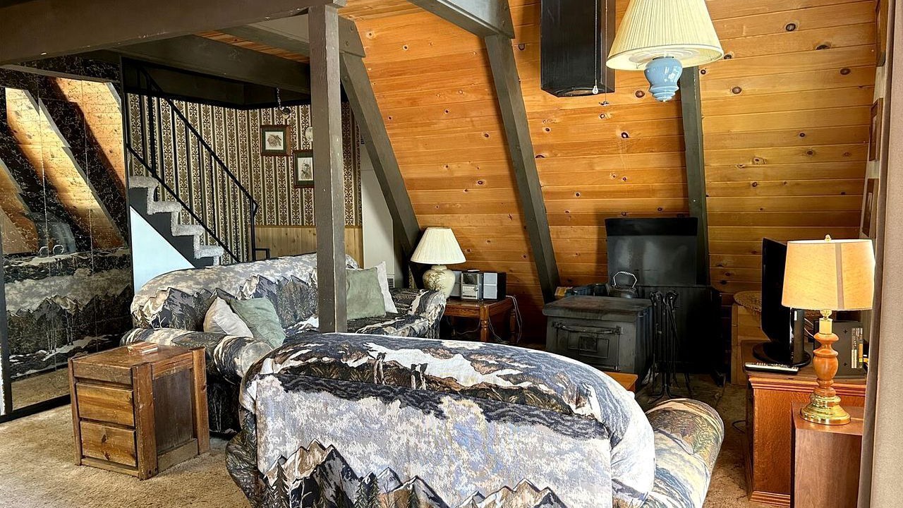 Photo of Livingroom in Pioneer Trail