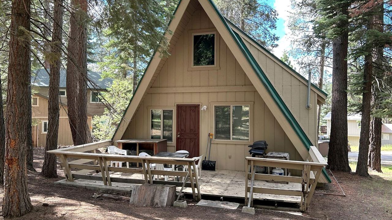 Photo of Outdoor in Pioneer Trail