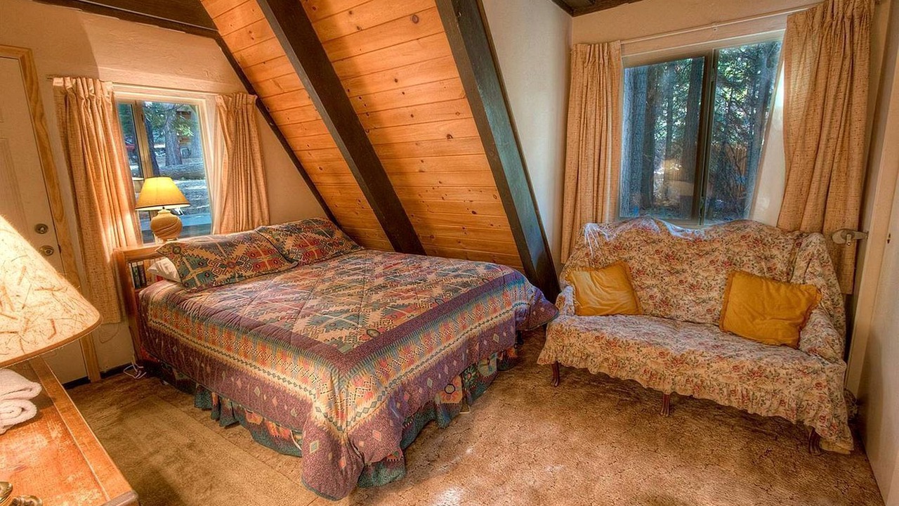 Photo of Bedroom in Pioneer Trail