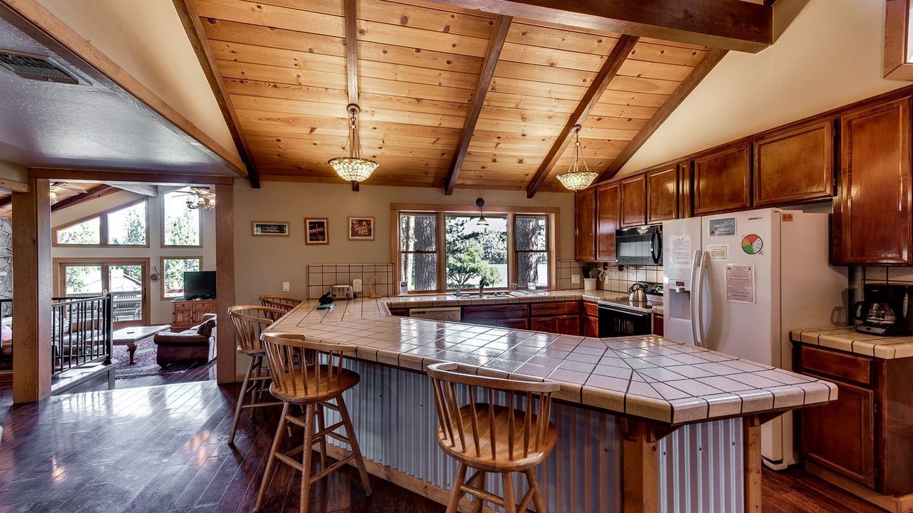 Photo of Kitchen in Groveland