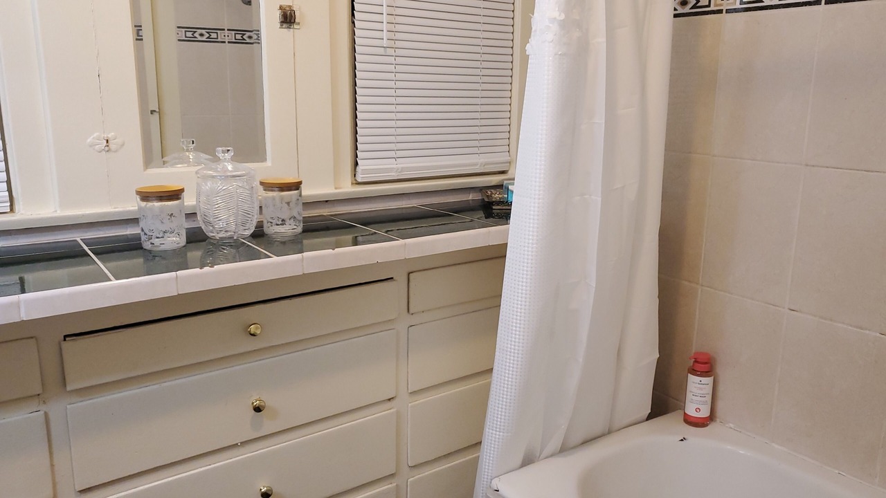 Photo of Bathroom in Park Mesa Heights