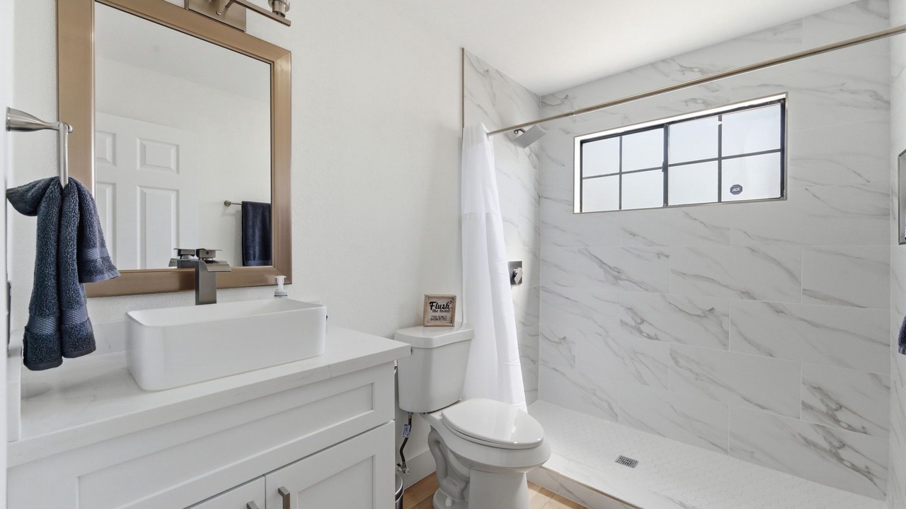 Photo of Bathroom in Centennial Hills