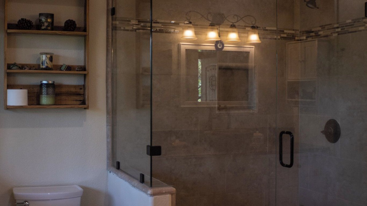 Photo of Bathroom in California Hot Springs
