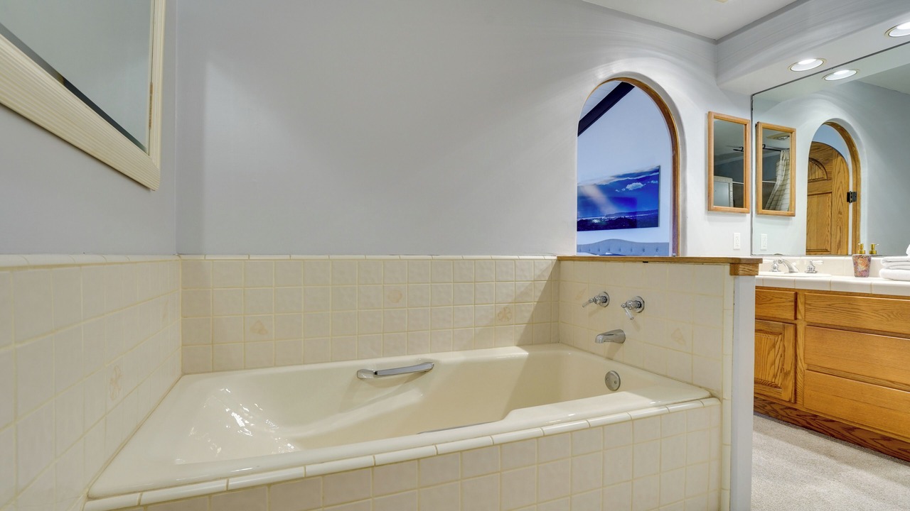 Photo of Bathroom in Live Oak