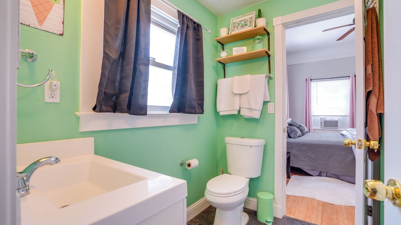 Photo of Bathroom in Tracy