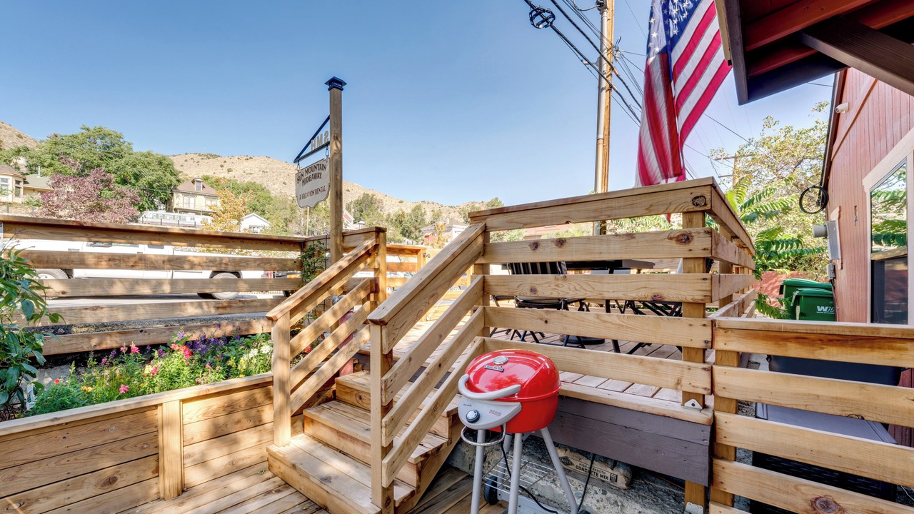 Photo of Others in Virginia City