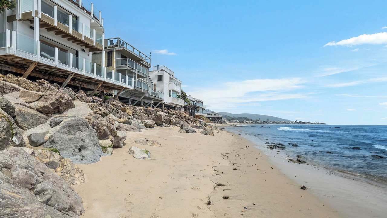 Photo of Others in Eastern Malibu