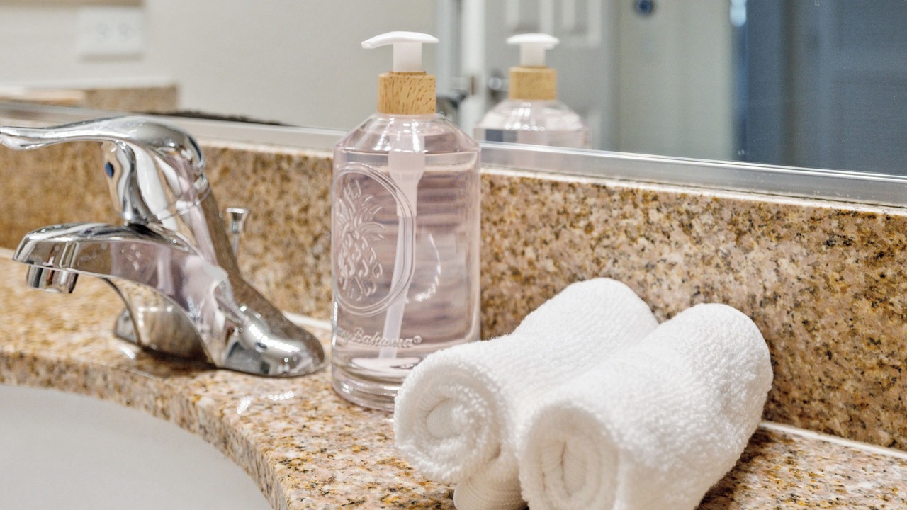 Photo of Bathroom in Orange