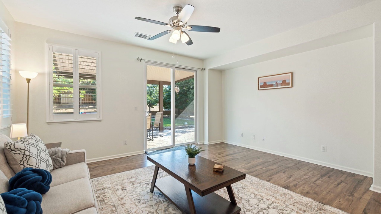 Photo of Livingroom in Reno