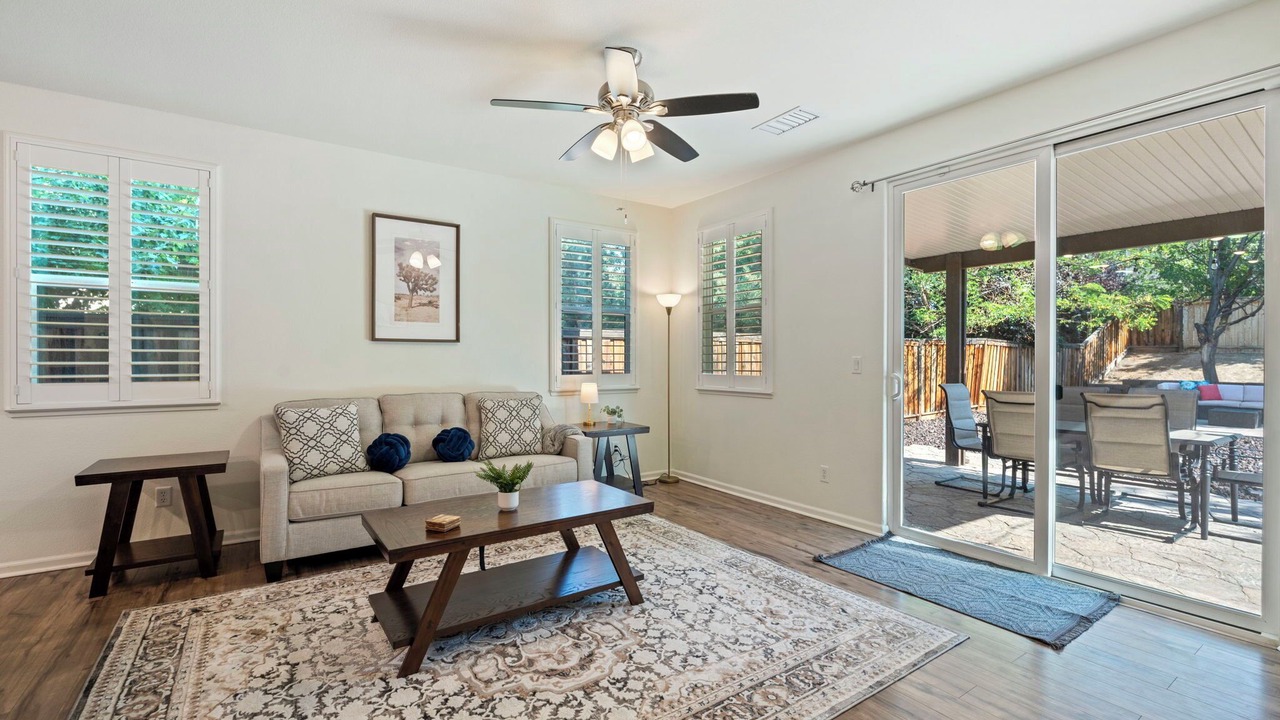 Photo of Livingroom in Reno