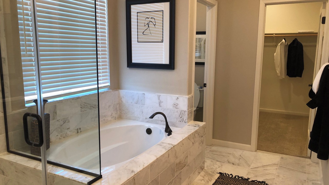 Photo of Bathroom in Salinas