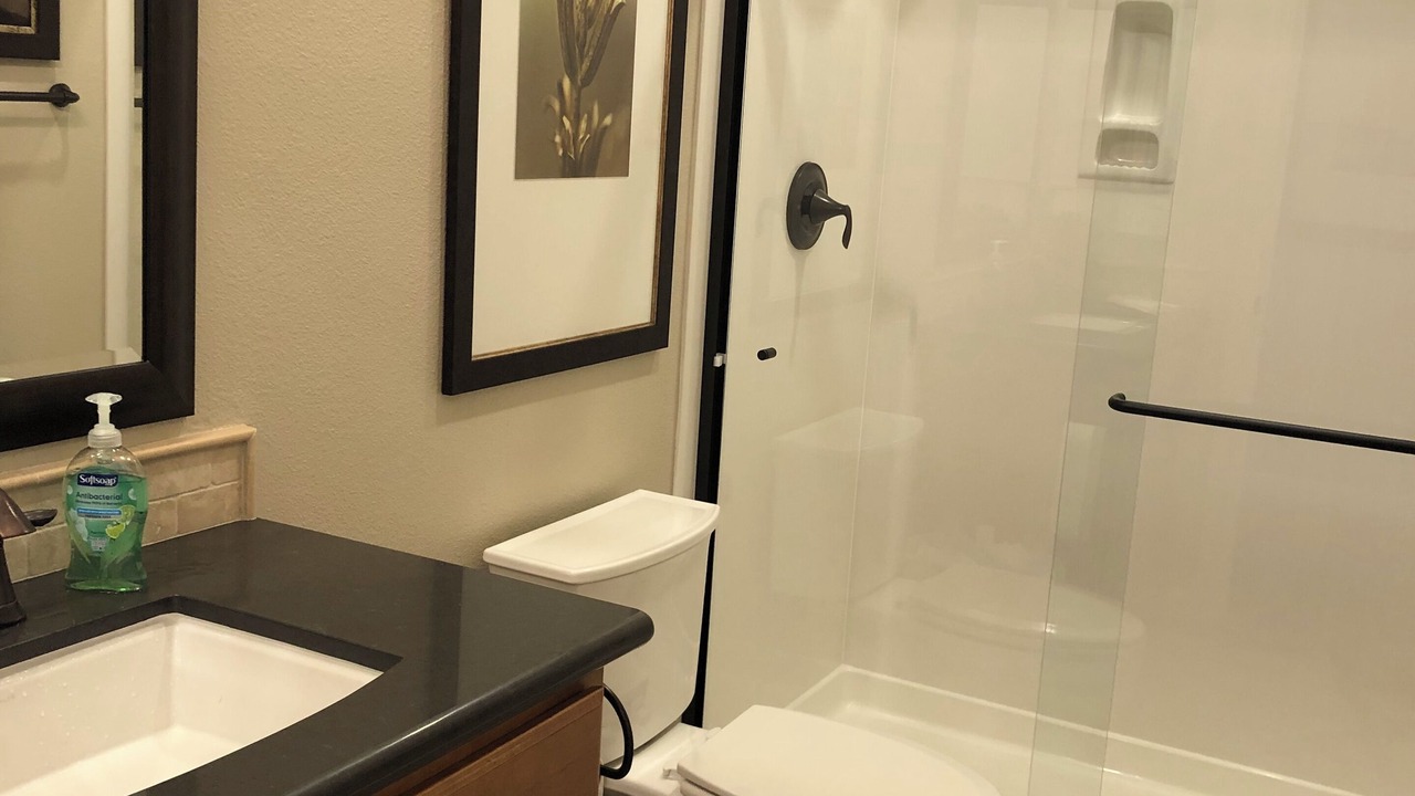 Photo of Bathroom in Salinas
