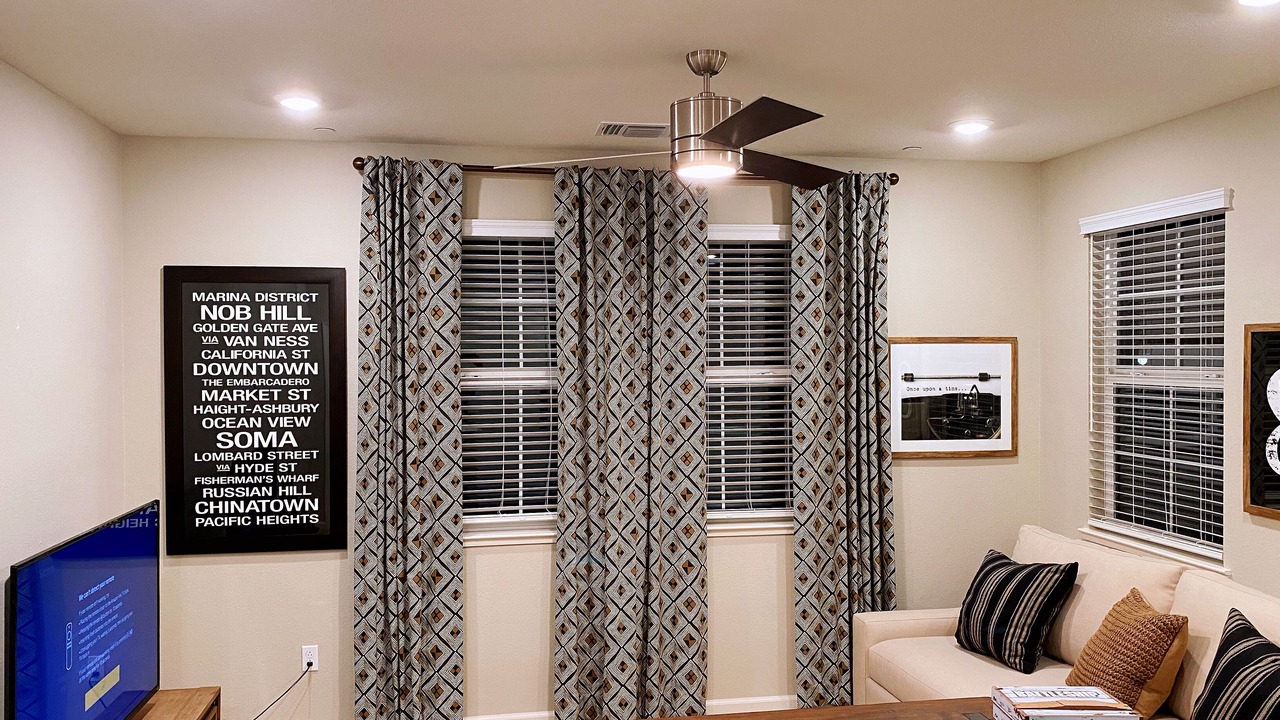 Photo of Livingroom in Salinas