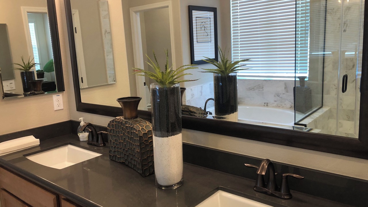 Photo of Bathroom in Salinas