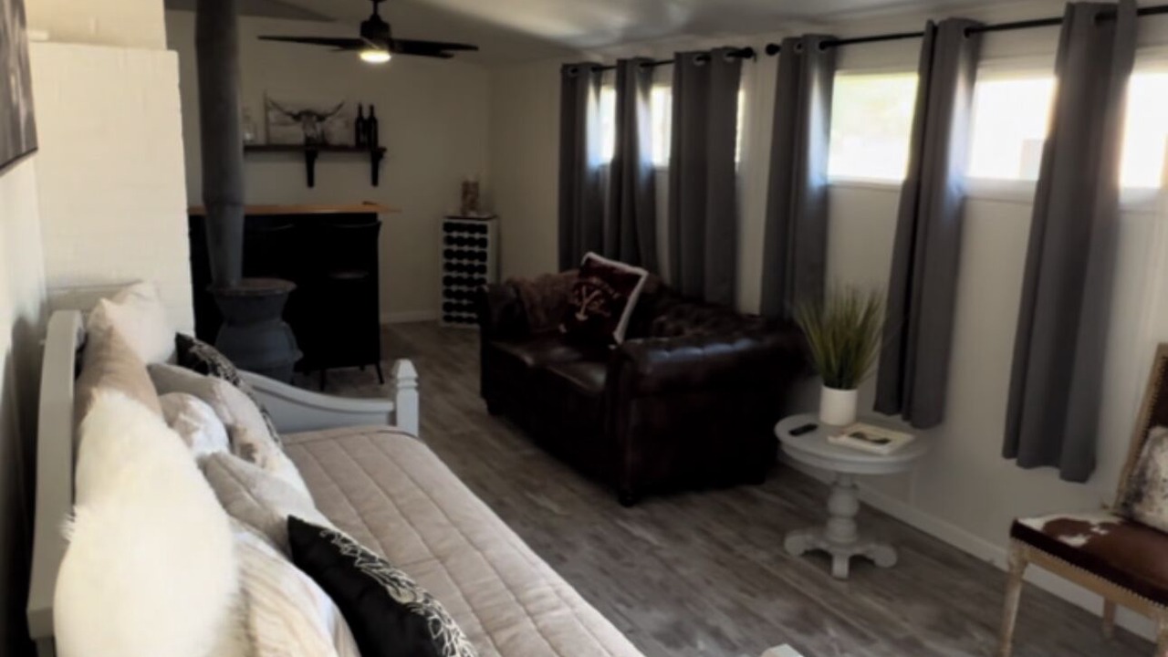 Photo of Livingroom in Raisin