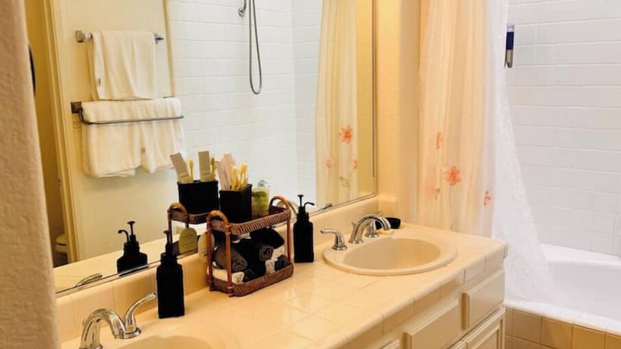 Photo of Bathroom in Marina