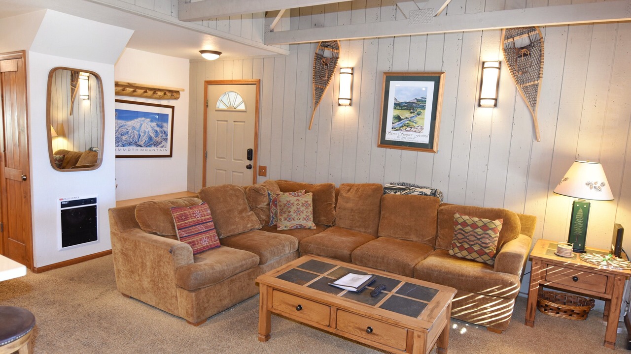 Photo of Livingroom in Mammoth Lakes
