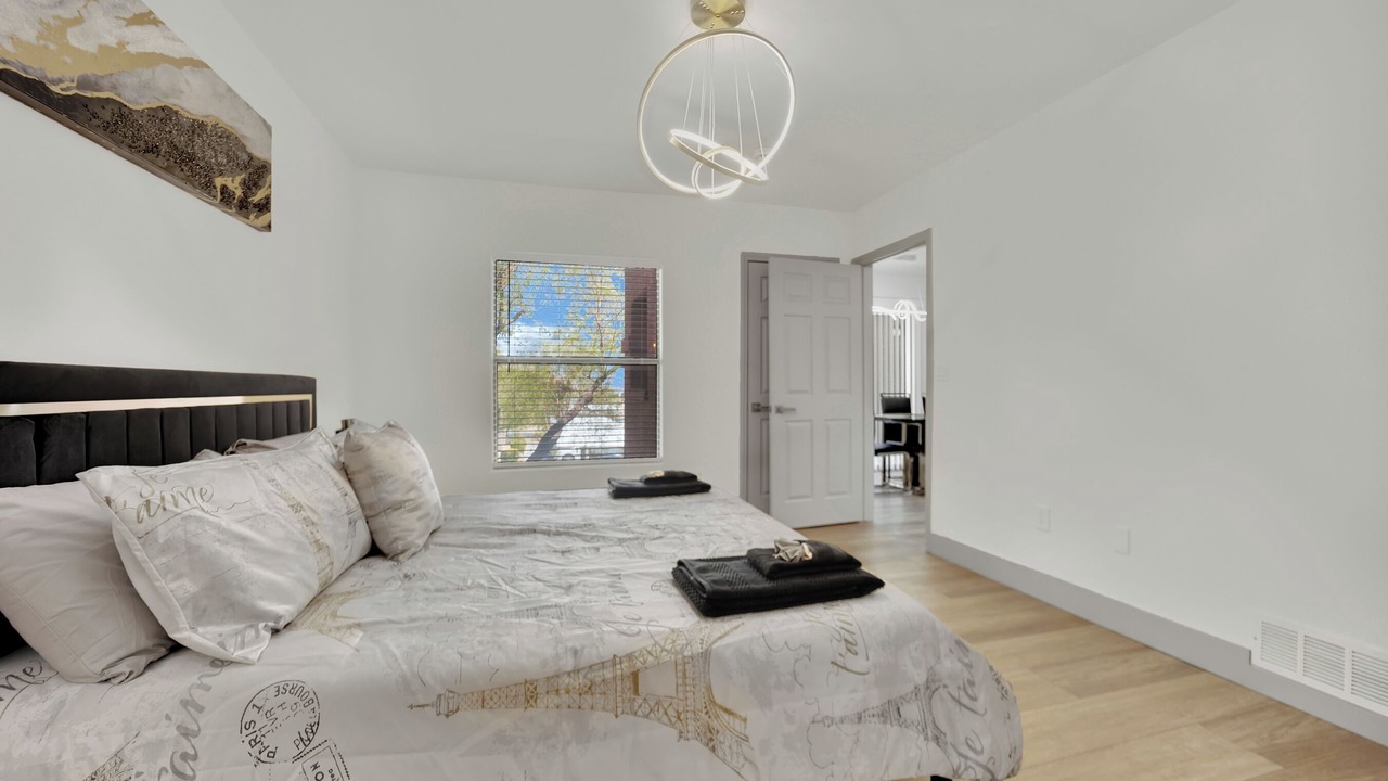 Photo of Bedroom in Spring Valley