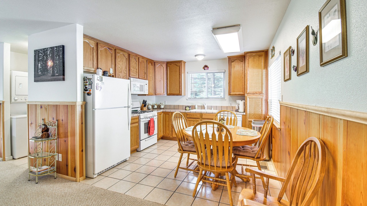 Photo of Kitchen in Cold Springs