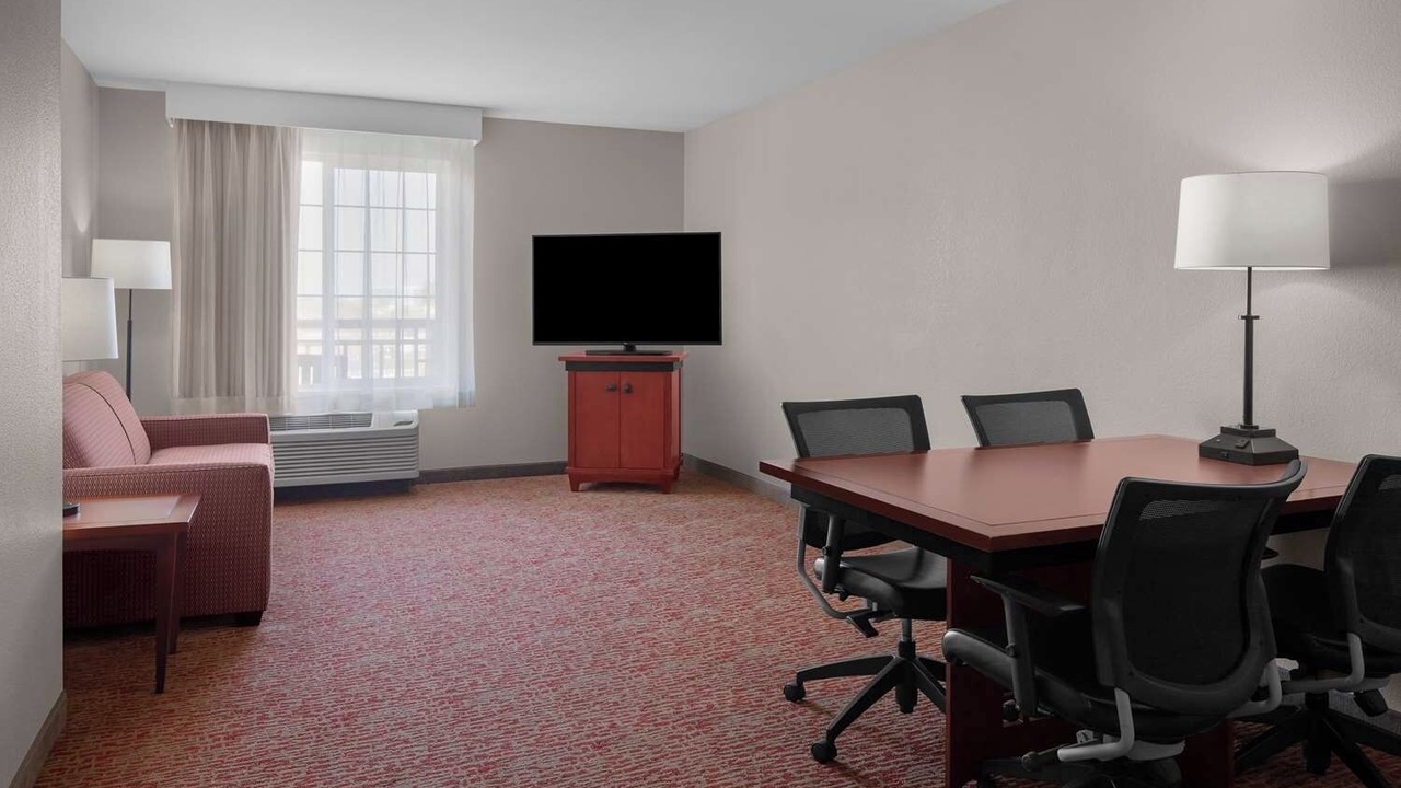 Photo of Livingroom in Downtown