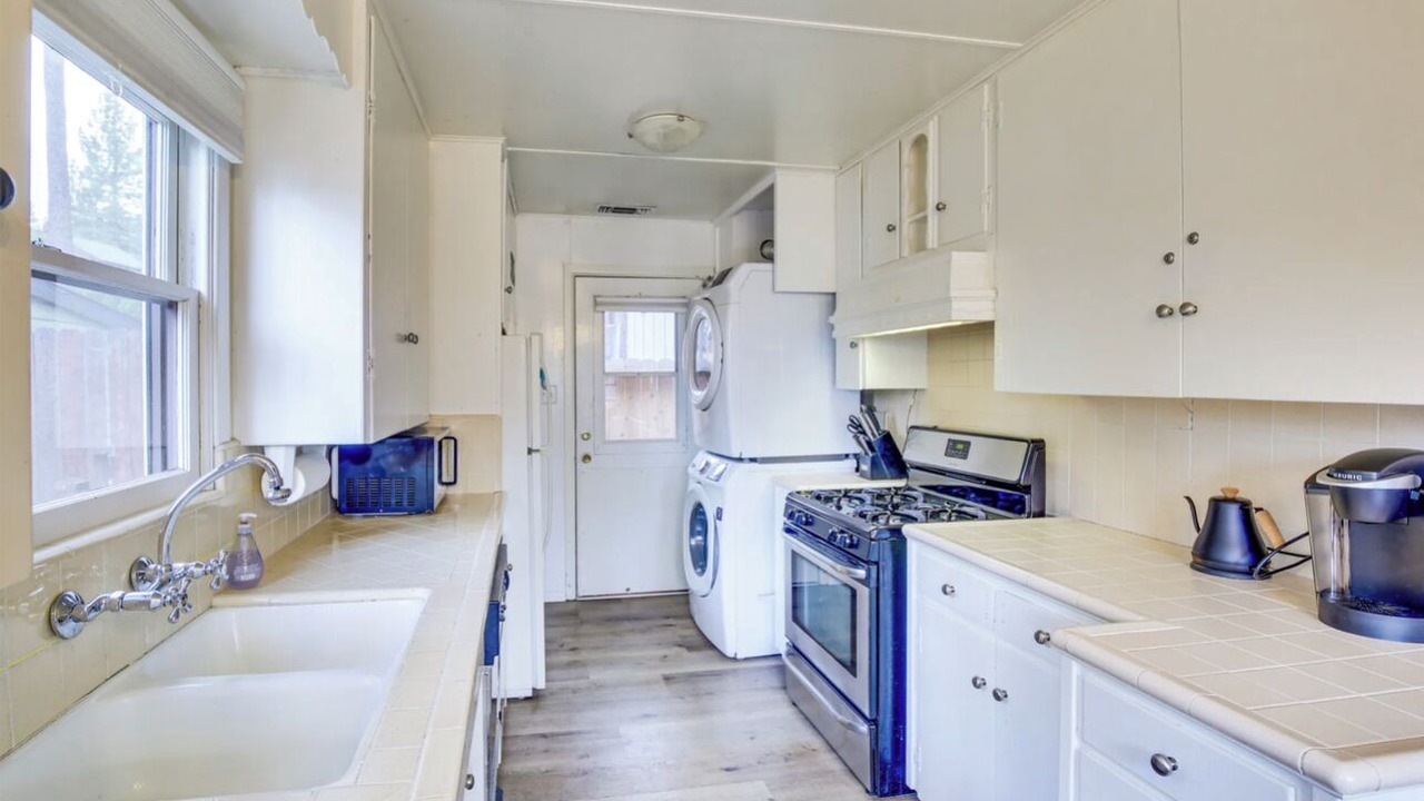 Photo of Kitchen in Big Bear Lake