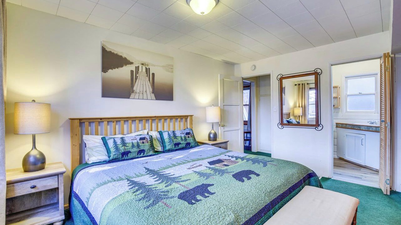 Photo of Bedroom in Big Bear Lake