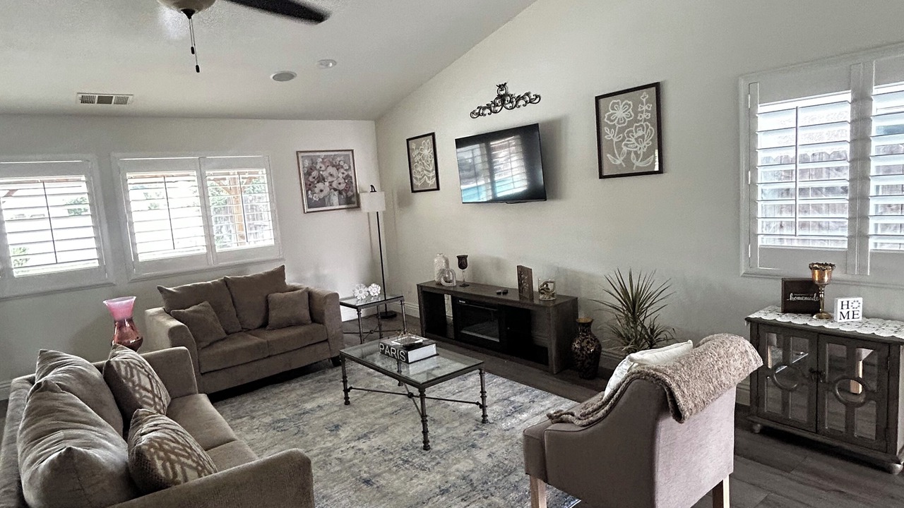 Photo of Livingroom in Greenacres