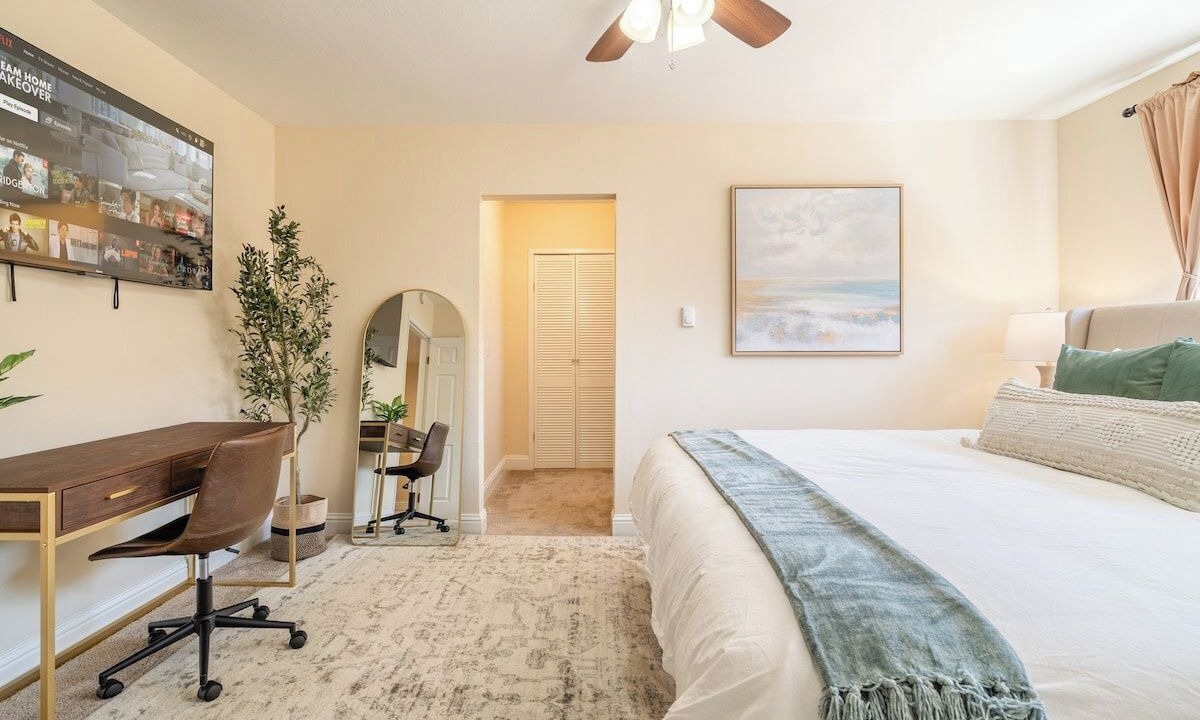 Photo of Bedroom in Del Rey Oaks