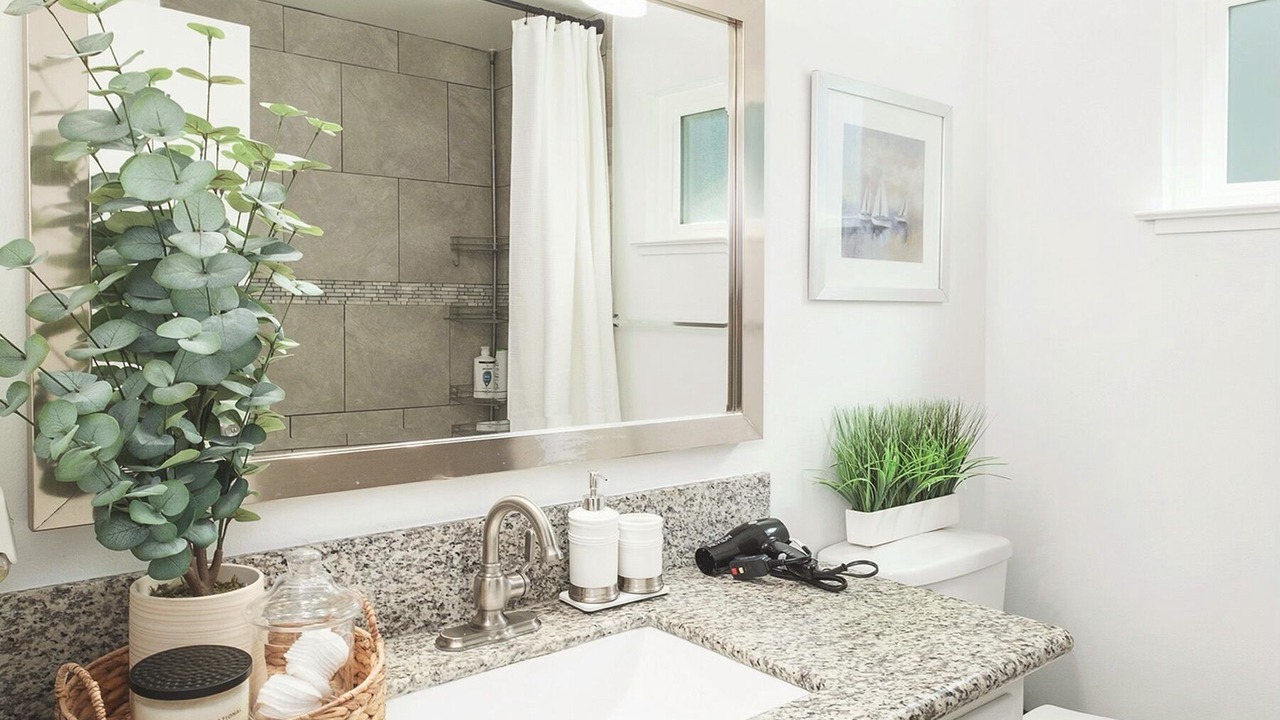 Photo of Bathroom in Clovis