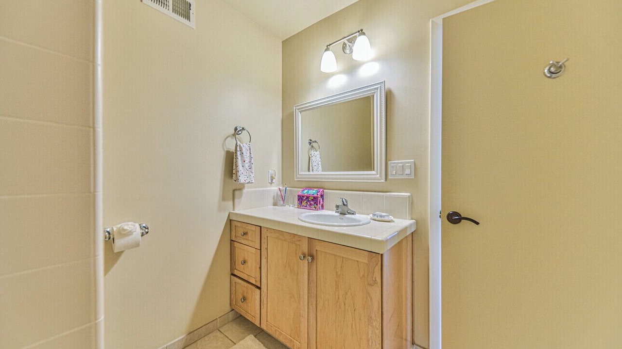 Photo of Bathroom in Munras Avenue
