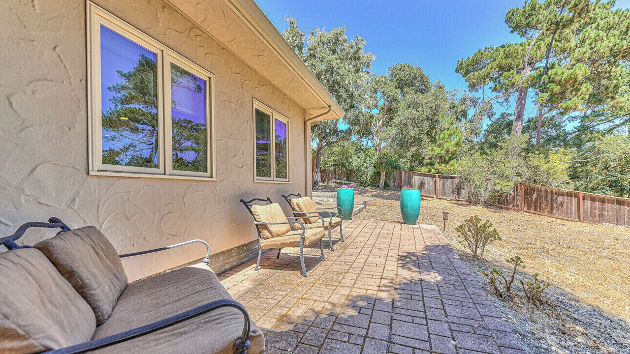 Photo of Patio Balcony in Munras Avenue