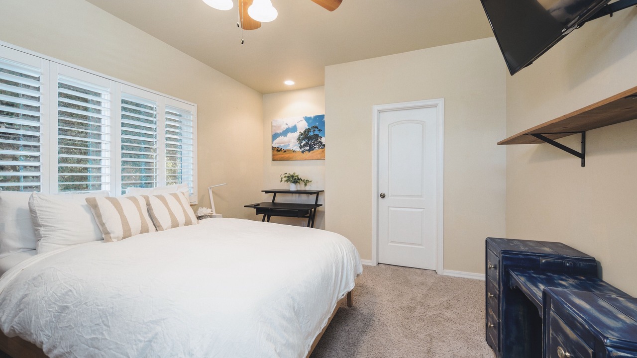 Photo of Bedroom in Templeton