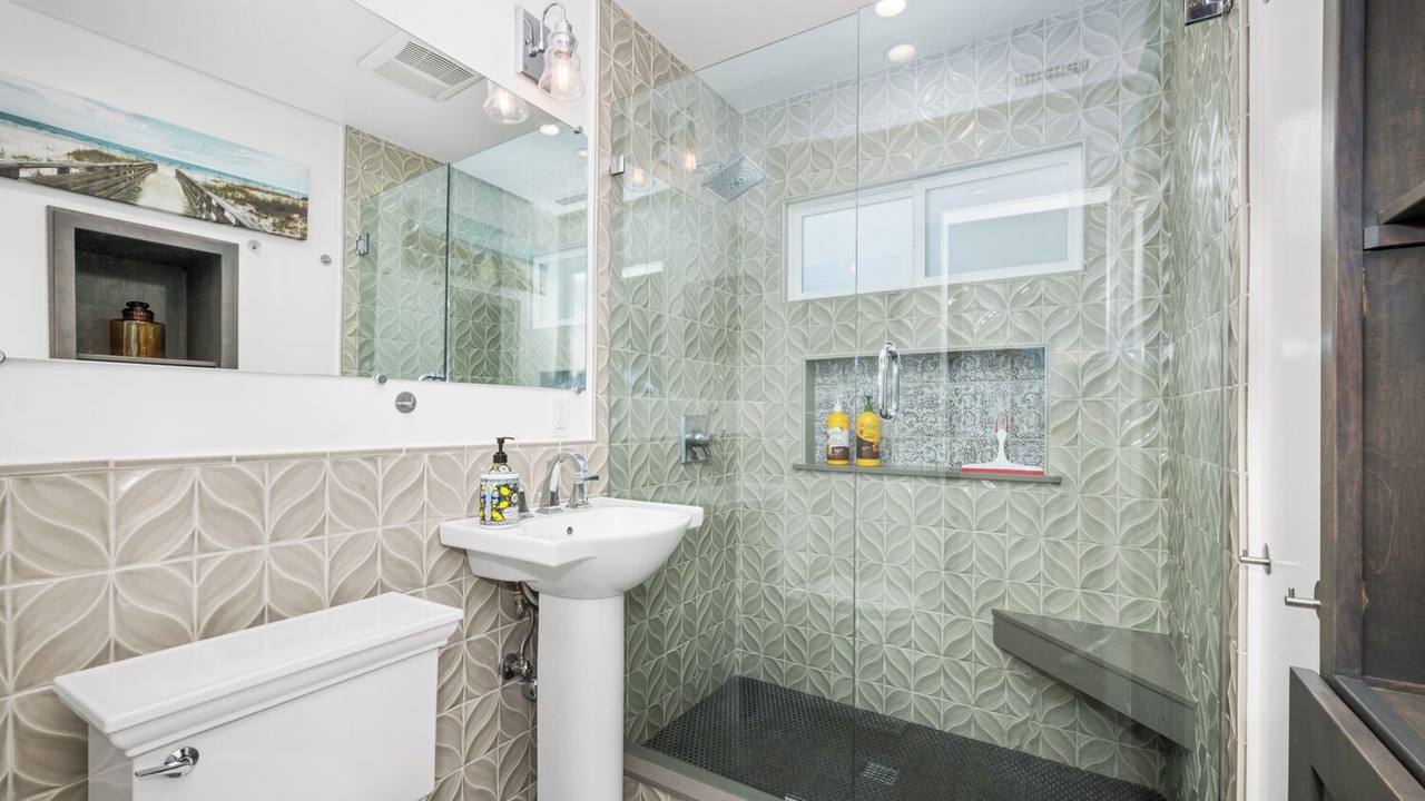 Photo of Bathroom in Naples