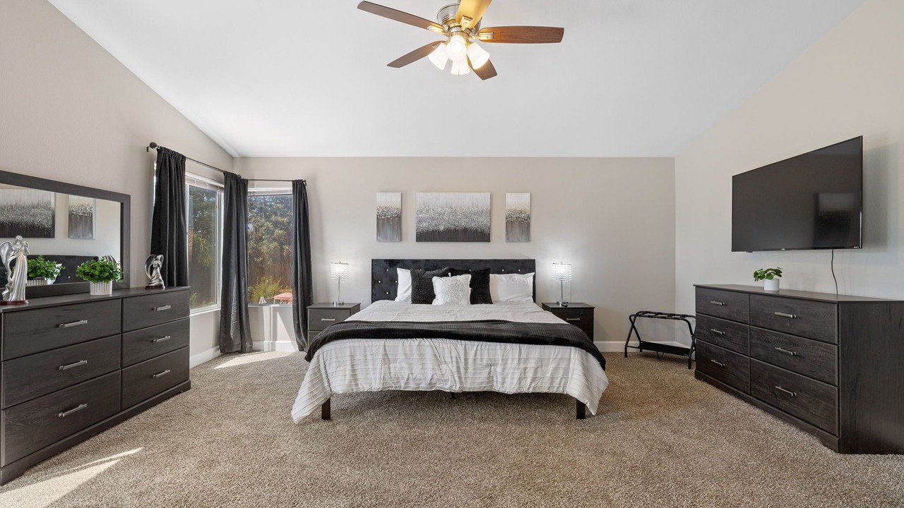 Photo of Bedroom in Pumpkin Center