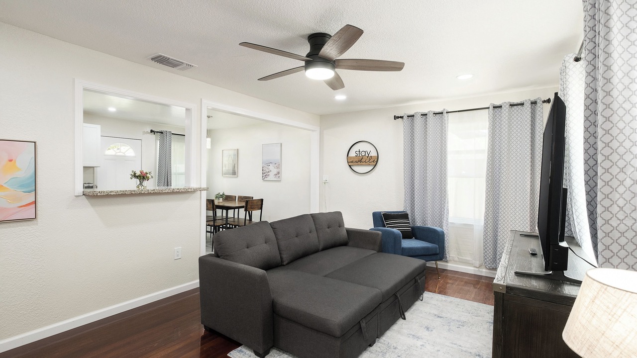 Photo of Livingroom in Fresno