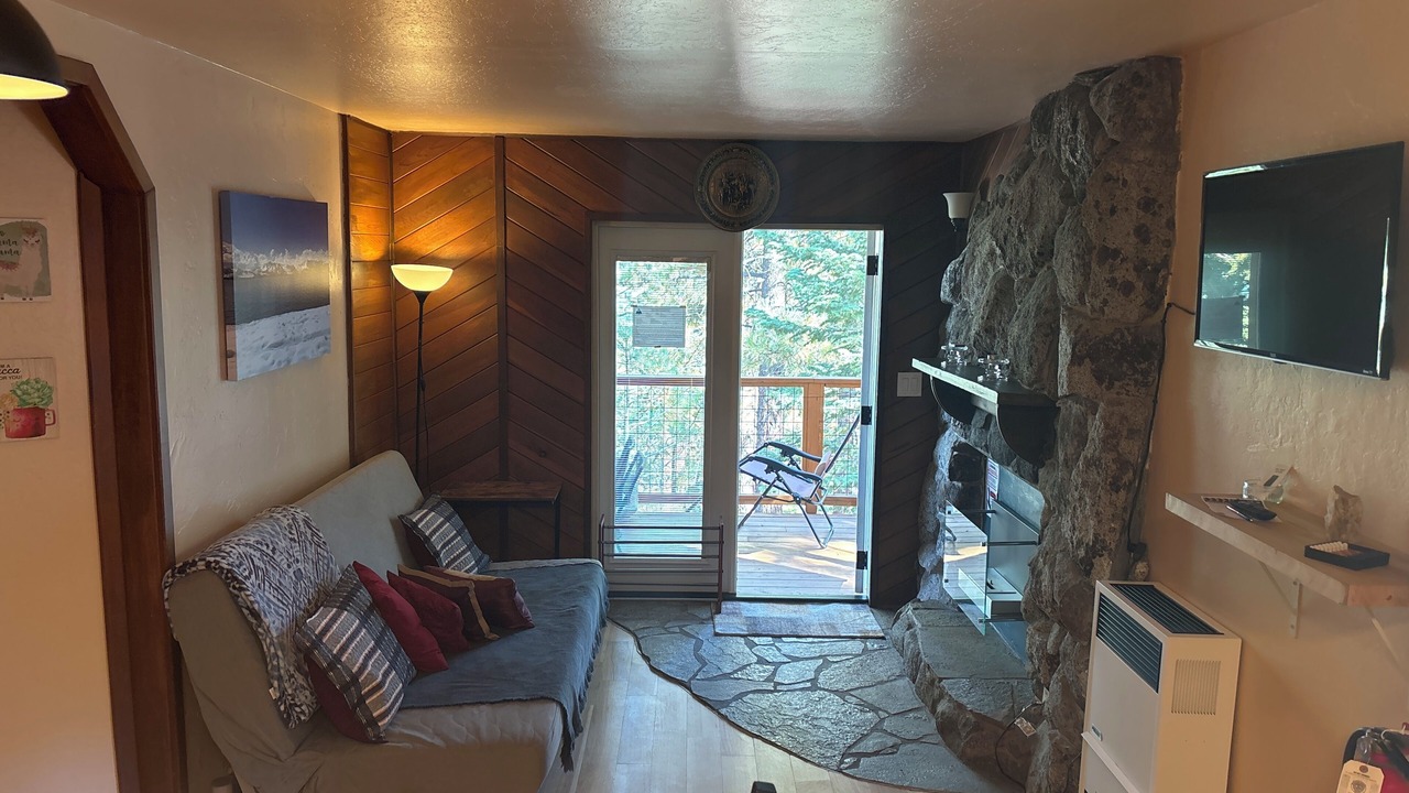 Photo of Livingroom in Tahoe Village