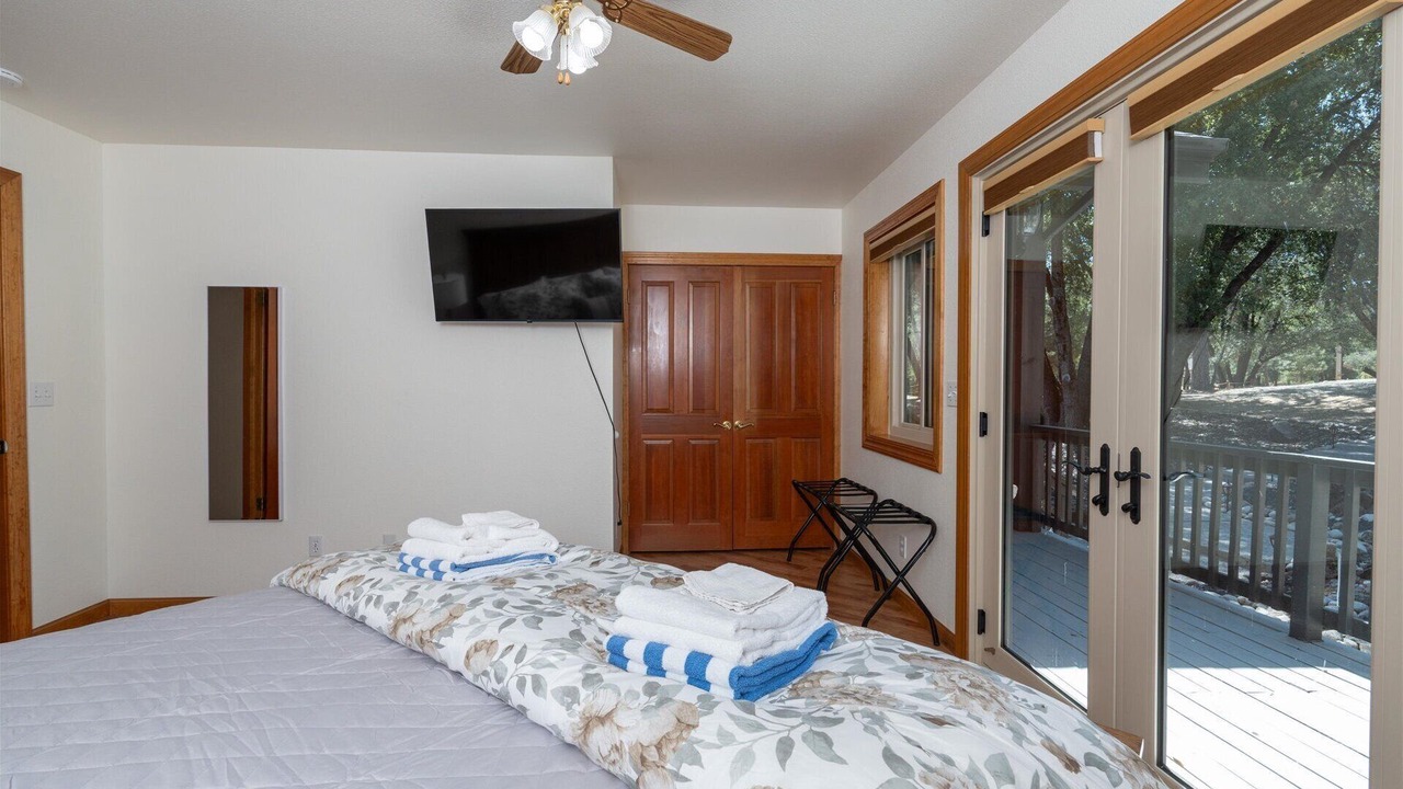 Photo of Bedroom in Oakhurst