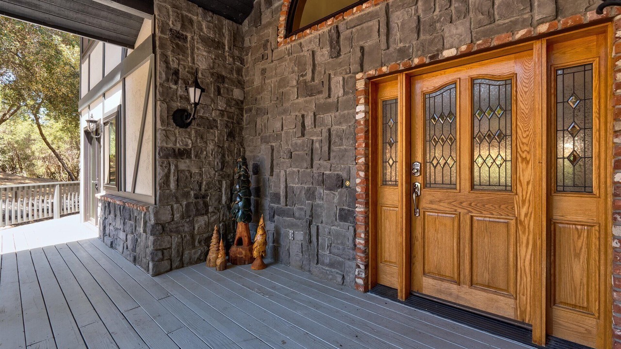 Photo of Outdoor in Oakhurst