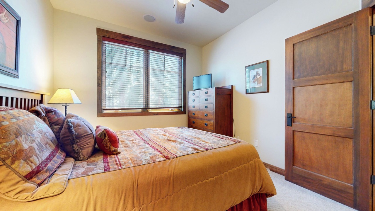Photo of Bedroom in Woodwinds