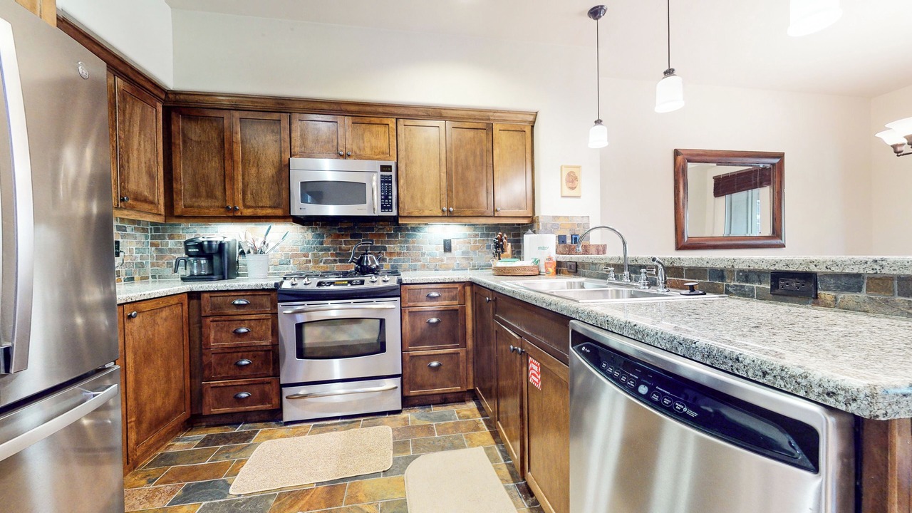 Photo of Kitchen in Woodwinds